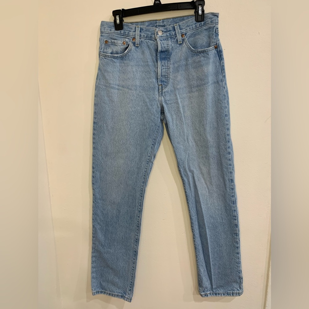 Levi’s 501 Jeans Light Wash Unisex Size 29 Waist Classic Casual 100% Cotton Y2K